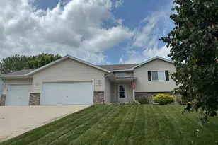 1070 20th St NE, Owatonna, MN 55060 - Photo 1
