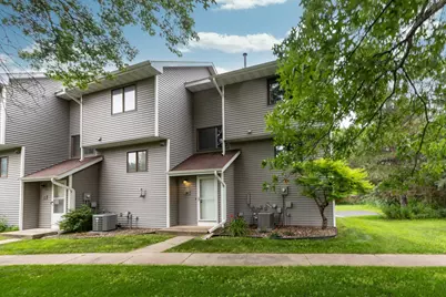 14 Elton Ridge Court NW, Rochester, MN 55901 - Photo 1