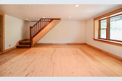 S3093 Baertsch Valley Road, Fountain City, WI 54629 - Photo 9