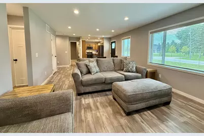 2010 Nelson Drive, Thief River Falls, MN 56701 - Photo 9