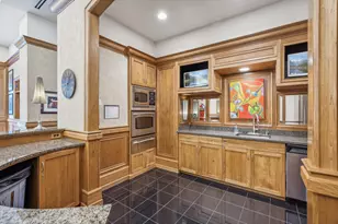 500 E Grant St, Minneapolis, MN 55404 - Photo 25