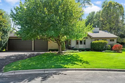 912 Crown Court, Mendota Heights, MN 55118 - Photo 1