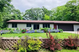 2040 Summit Dr, Cushing, MN 56443 - Photo 1