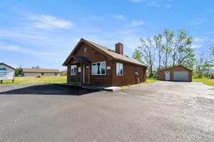 1002 Washington Ave S, Bemidji, MN 56601 - Photo 1