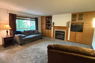 2052 Wilhelm Ct, Shakopee, MN 55379 - Photo 19