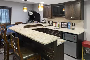 2052 Wilhelm Ct, Shakopee, MN 55379 - Photo 37