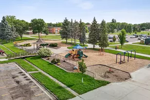 2636 18th St S, Fargo,  58103 - Photo 37