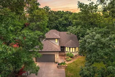 2569 Hayward Avenue N, Oakdale, MN 55128 - Photo 1