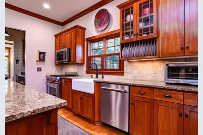 582 Summit Avenue, Saint Paul, MN 55102 - Photo 15