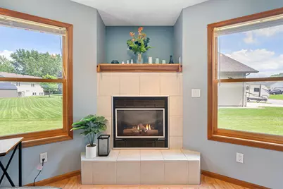 1299 Bellflower Lane NE, Owatonna, MN 55060 - Photo 9