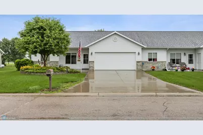 1403 2nd Avenue NE, Barnesville, MN 56514 - Photo 1