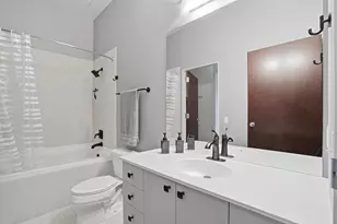 5601 Smetana Dr, Minnetonka, MN 55343 - Photo 23