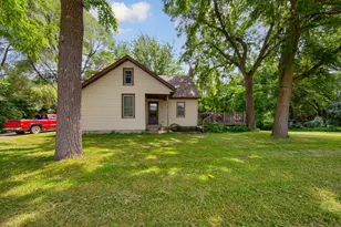 23231 Farwell Ave, Warsaw, MN 55087 - Photo 3