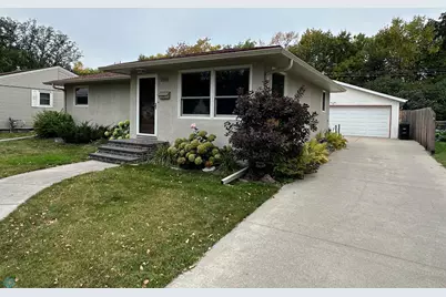 2510 10th Street N, Fargo, ND 58102 - Photo 1