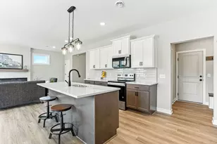 2924 Lavender Pkwy, Faribault, MN 55021 - Photo 11