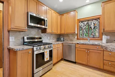 3129 Holmes Avenue S, Minneapolis, MN 55408 - Photo 11