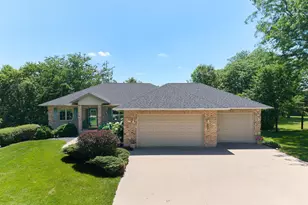 1212 38th St SW, Rochester, MN 55902 - Photo 1