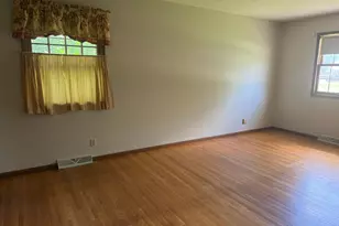 228 13th St SW, Owatonna, MN 55060 - Photo 9