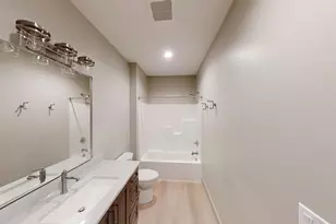 2334 9th Street W, Albert Lea, MN 56007 - Photo 39