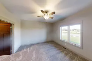 2334 9th Street W, Albert Lea, MN 56007 - Photo 41