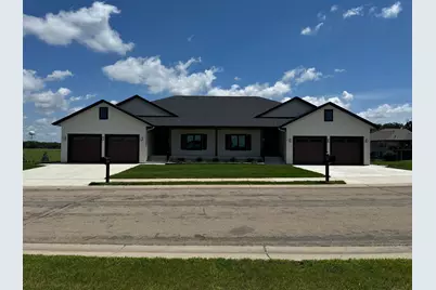 2334 9th Street W, Albert Lea, MN 56007 - Photo 3