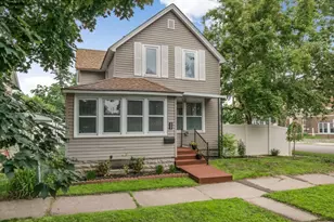 402 Clifton St, Saint Paul, MN 55102 - Photo 1