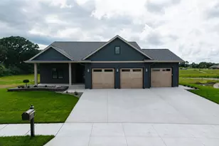 2329 9th Street W, Albert Lea, MN 56007 - Photo 1