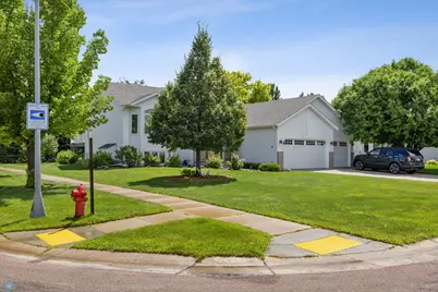3310 28th Avenue S, Fargo,  58103 - Photo 3