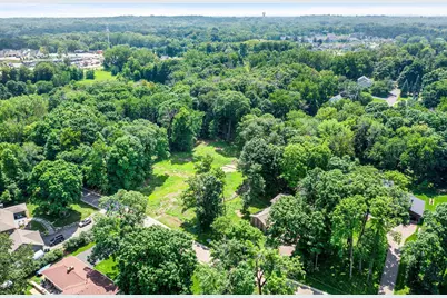 Xxx Glen Road, Shorewood, MN 55331 - Photo 9