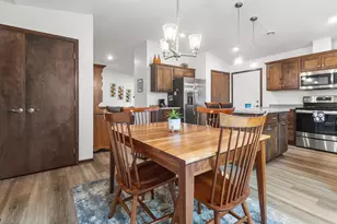 888 Tallgrass Ct, Wanamingo, MN 55983 - Photo 5