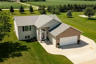 16895 739th St, Hayfield, MN 55940 - Photo 1