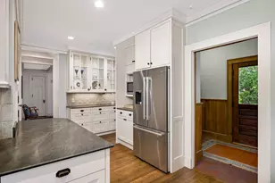 2109 James Ave S, Minneapolis, MN 55405 - Photo 25