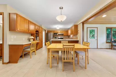 2104 Taylor Court, Northfield, MN 55057 - Photo 5