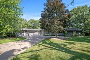 730 Amber Dr, Shoreview, MN 55126 - Photo 3