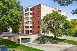 105 3rd St N, Moorhead, MN 56560 - Photo 3