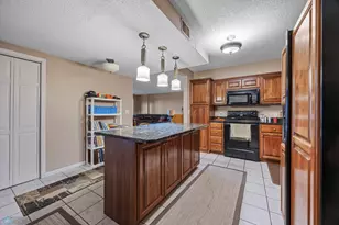 105 3rd St N, Moorhead, MN 56560 - Photo 7