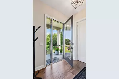 4725 Linden Cove Lane, Savage, MN 55378 - Photo 5