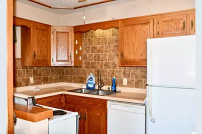 216 6th Street W, Thief River Falls, MN 56701 - Photo 7