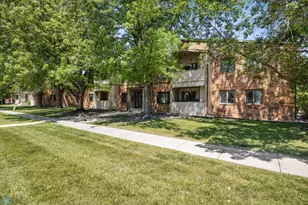 3237 17th Ave S, Fargo,  58103 - Photo 3