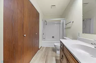 3237 17th Ave S, Fargo,  58103 - Photo 33