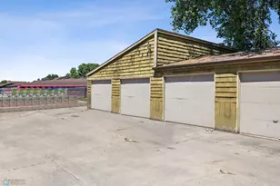 3237 17th Ave S, Fargo,  58103 - Photo 39