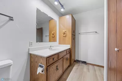 3237 17th Avenue S #101, Fargo,  58103 - Photo 35