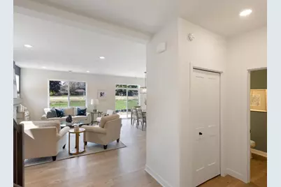 13591 Hollybrook Drive, Apple Valley, MN 55124 - Photo 15