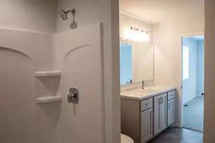 4801 Decorah Way S, Fargo, ND 58104 - Photo 11