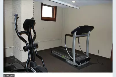 1812 Clinton Avenue #303, Minneapolis, MN 55404 - Photo 13