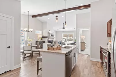 2345 17th Avenue E, North Saint Paul, MN 55109 - Photo 5