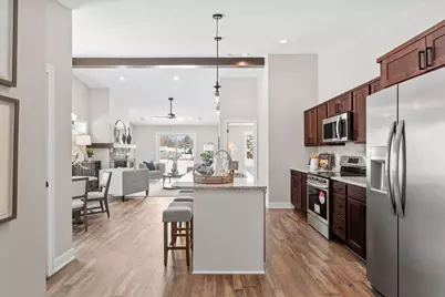 2339 17th Avenue E, North Saint Paul, MN 55109 - Photo 3