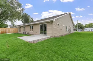 2327 17th Ave E, North Saint Paul, MN 55109 - Photo 29