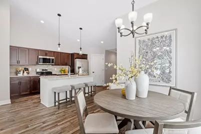 2327 17th Avenue E, North Saint Paul, MN 55109 - Photo 9