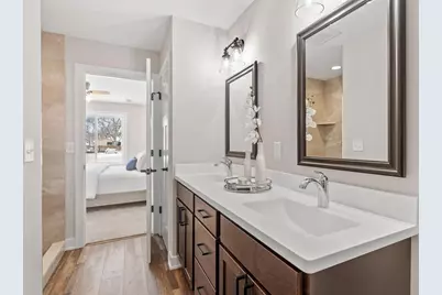 2327 17th Avenue E, North Saint Paul, MN 55109 - Photo 21